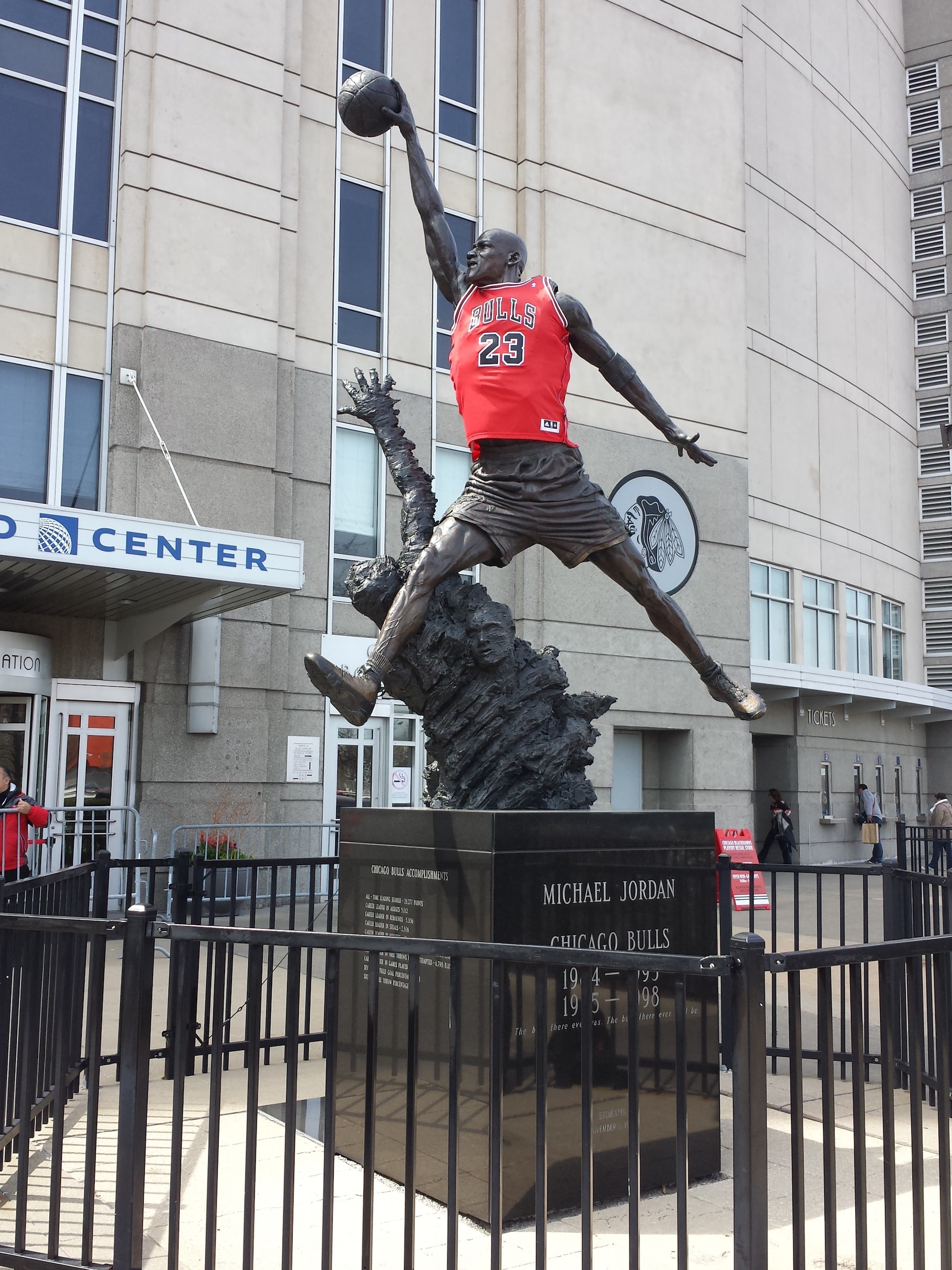 Michael Jordan Statue in Chicago